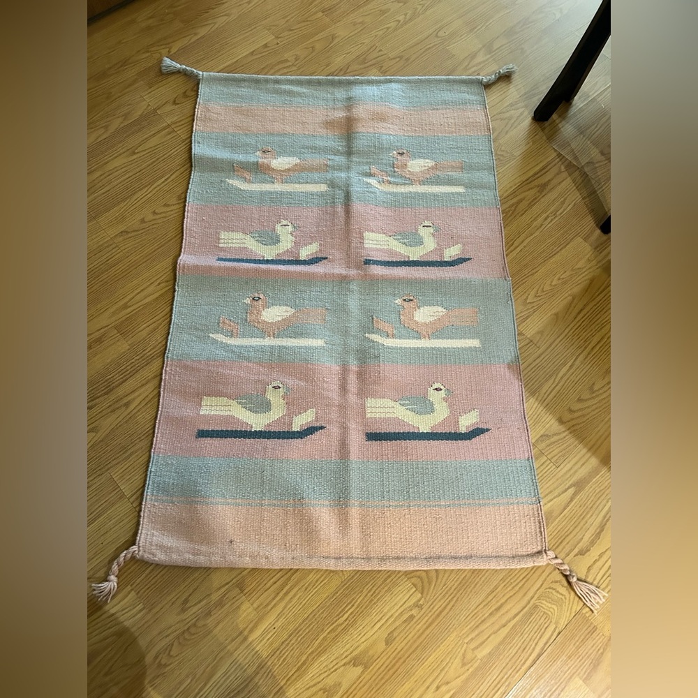 Wool handcrafted vintage rug with birds